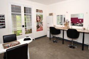 C'Zennes, Institut de Beauté Bien-être et Salon de Massage Bio - Manucure et Maquillage Institut de Beauté Bio et Salon de Massage C'Zennes - Maquillage et Manucure